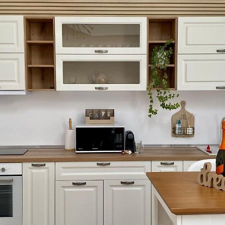 Residence Odaile #1 Отопени Екстериор снимка